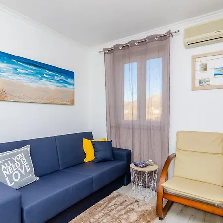 Διαμέρισμα Pomalo - One Bedroom With Loggia Mlini